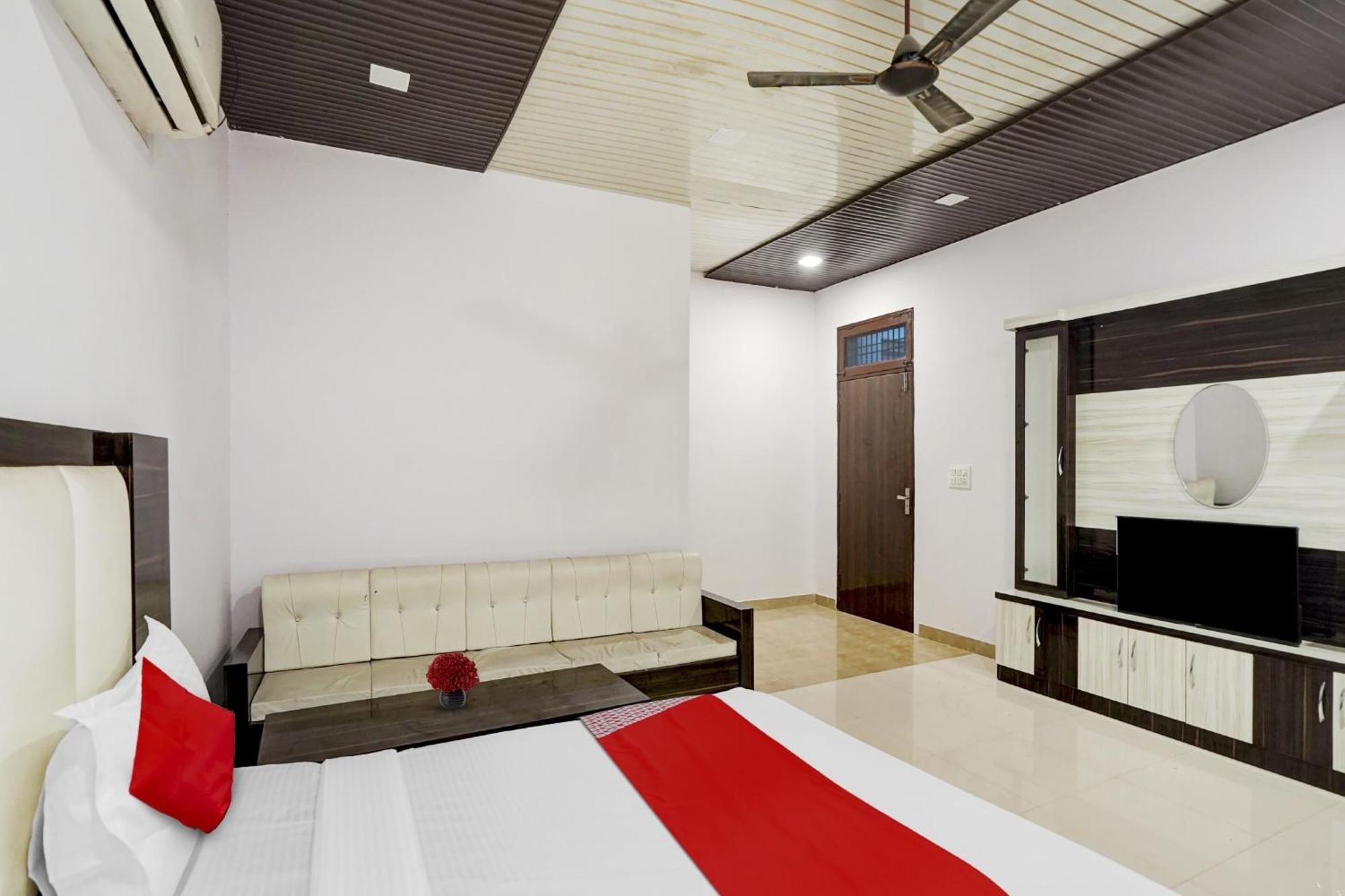 Hotel Collection O Love Garden Ghaziabad Exterior foto
